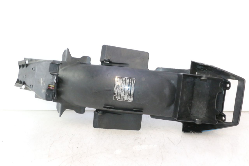photo de PASSAGE ROUE ARRIERE HONDA CB TWO FIFTY 250 (1991 - 2002) - Détail de la pièce