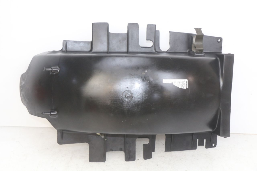 photo de PASSAGE ROUE ARRIERE HONDA CBR F SC25 1000 (1989 - 1992) - Autre angle de vue