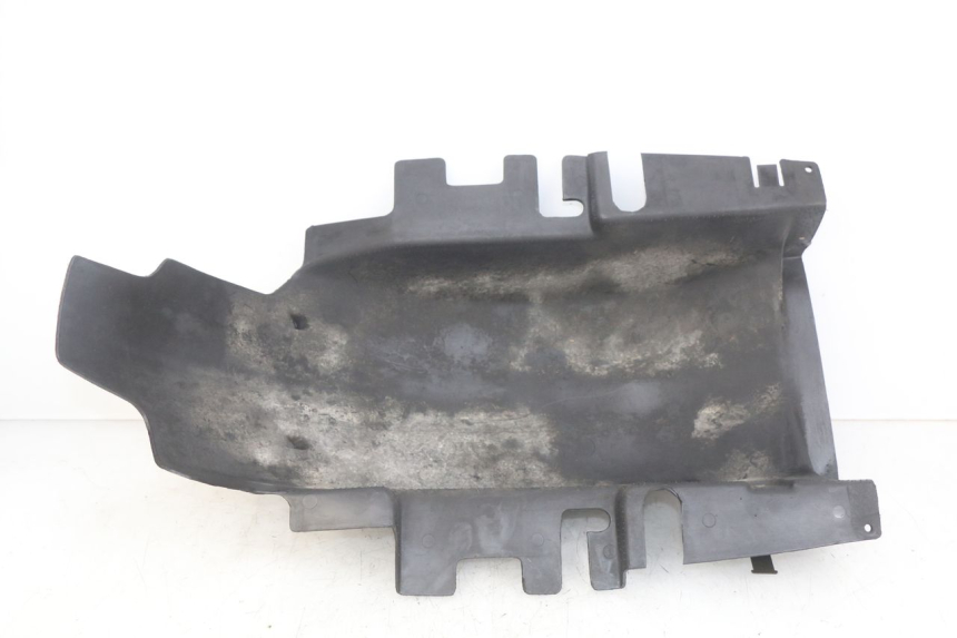 photo de PASSAGE ROUE ARRIERE HONDA CBR F SC25 1000 (1989 - 1992) - Gros plan technique