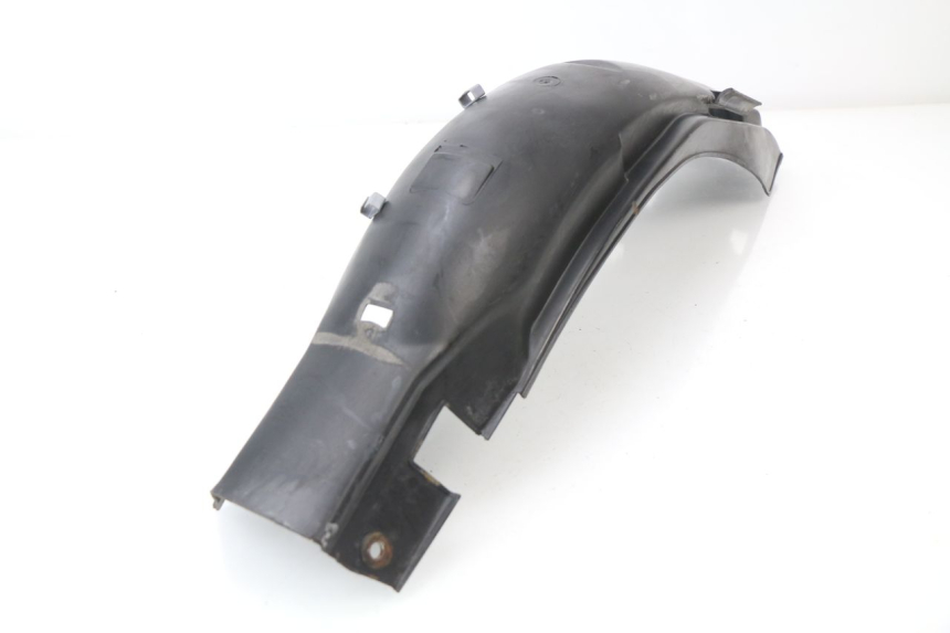 photo de PASSAGE ROUE ARRIERE HONDA CG 125 (1996 - 1998) - Gros plan technique