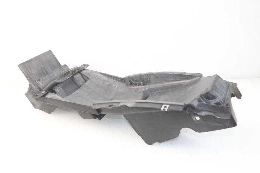 photo de PASSAGE ROUE ARRIERE HYOSUNG COMET GTR 125 (2007 - 2014) - Zoom état d’usage