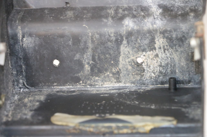 photo de PASSAGE ROUE ARRIERE DERBI SENDA R X-TREME 50 (2006 - 2010) - Autre angle de vue