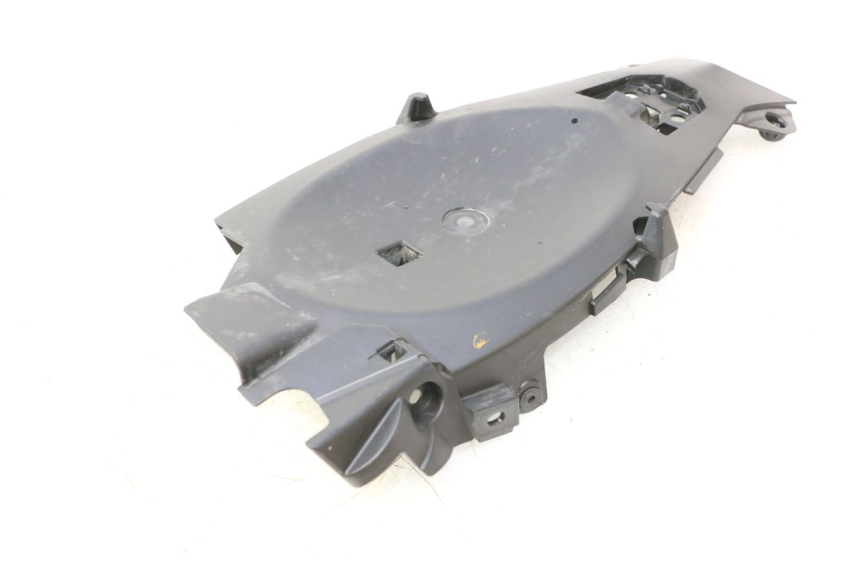 photo de PASSAGE ROUE ARRIERE KAWASAKI ER-6 ER6 F ABS 650 (2012 - 2016) - Gros plan technique