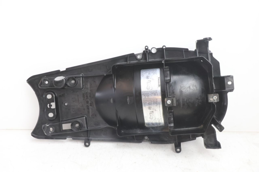 photo de PASSAGE ROUE ARRIERE KAWASAKI ER-6 ER6 N 650 (2005 - 2009) - Zoom état d’usage