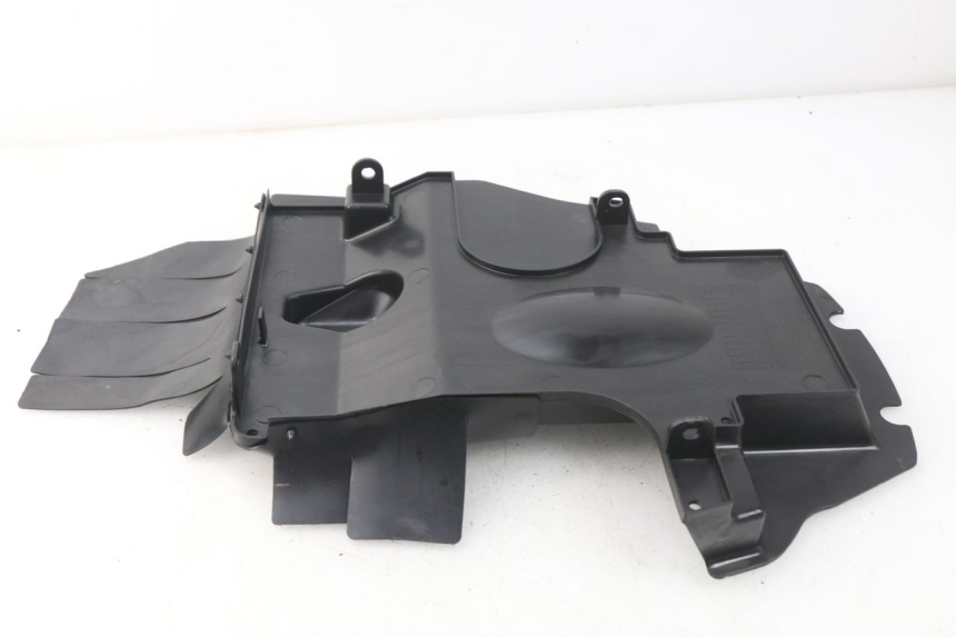 photo de PASSAGE ROUE ARRIERE SYM FIDDLE 3 III 50 (2014 - 2020) - Autre angle de vue