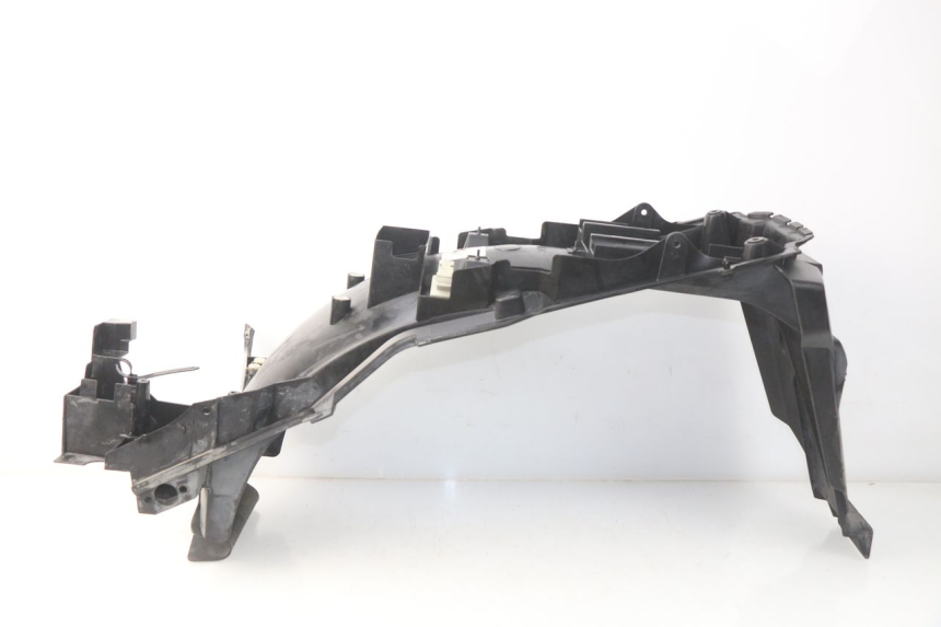 photo de PASSAGE ROUE ARRIERE YAMAHA FJR ABS 1300 (2006 - 2012) - Gros plan technique