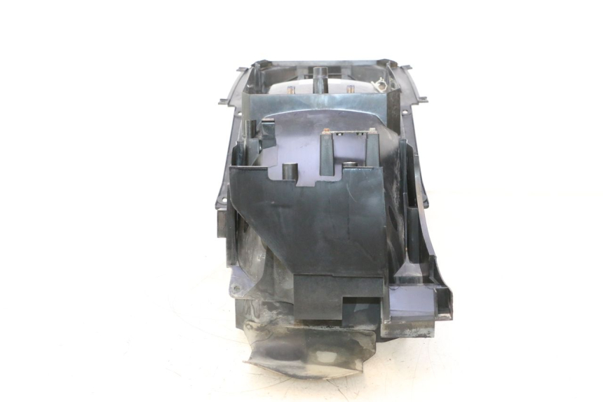 photo de PASSAGE ROUE ARRIERE YAMAHA FJR 1300 (2001 - 2005) - Détail de la pièce