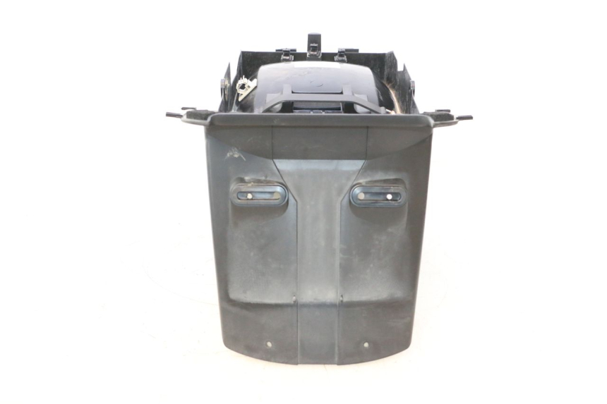 photo de PASSAGE ROUE ARRIERE YAMAHA FJR 1300 (2001 - 2005) - Vue d’ensemble