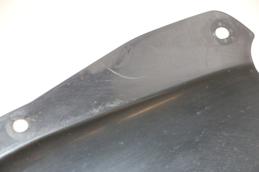 photo de PASSAGE ROUE ARRIERE YAMAHA FZ8 800 (2010 - 2016) - Vue d’ensemble