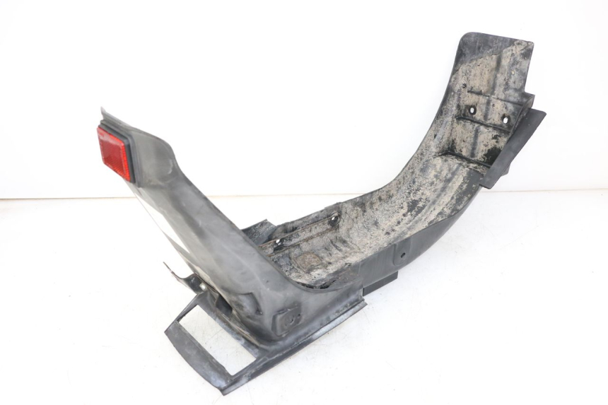 photo de Rear wheel hugger HYOSUNG GF 125 (2001 - 2005) - Zoom état d’usage