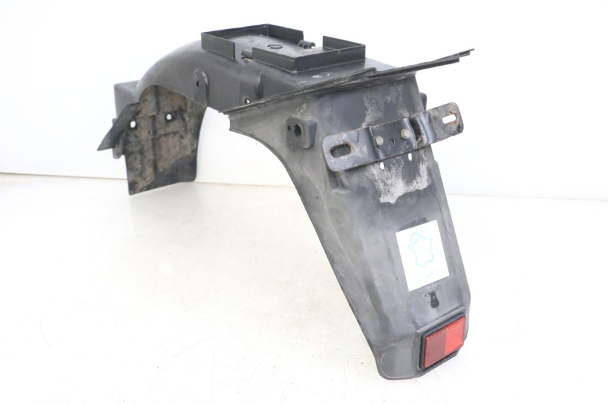 photo de Rear wheel hugger HYOSUNG GF 125 (2001 - 2005) - Points de fixation