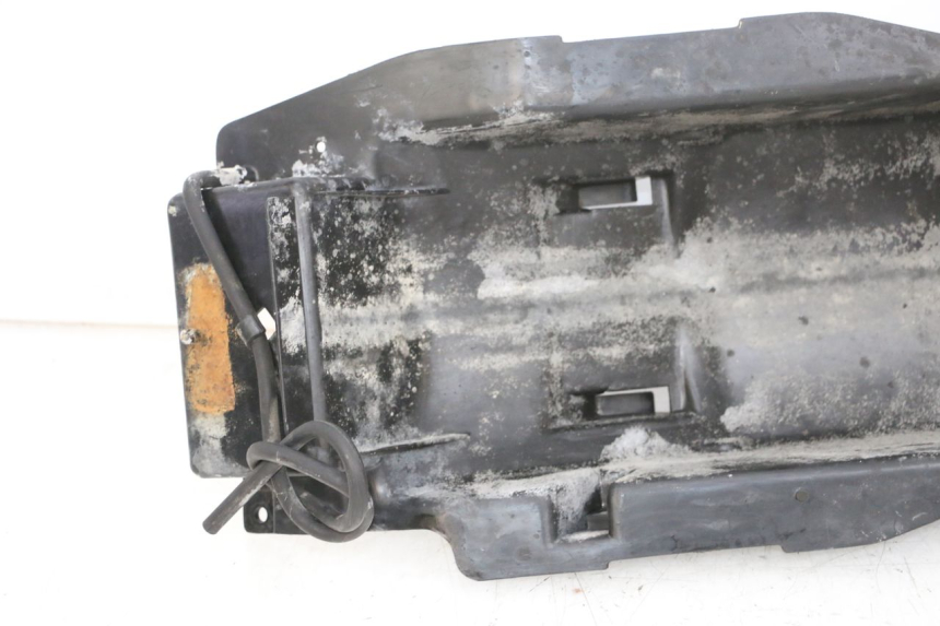 photo de PASSAGE ROUE ARRIERE KAWASAKI GPX R WARBIRD 600 (1988 - 1993) - Gros plan technique