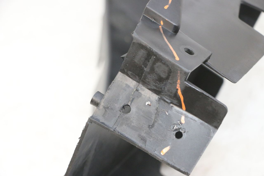 photo de PASSAGE ROUE ARRIERE SUZUKI GSF N BANDIT 600 (1996 - 1999) - Vue d’ensemble