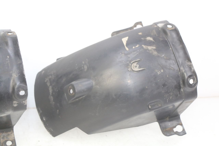 photo de PASSAGE ROUE ARRIERE SUZUKI GSX-F GSX  F 1100 (1988 - 1994) - Vue d’ensemble