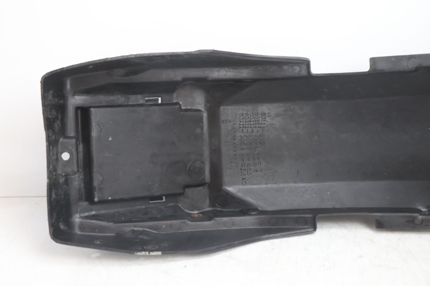 photo de PASSAGE ROUE ARRIERE SUZUKI GSX F GSXF 750 (1988 - 1998) - Marquages et références