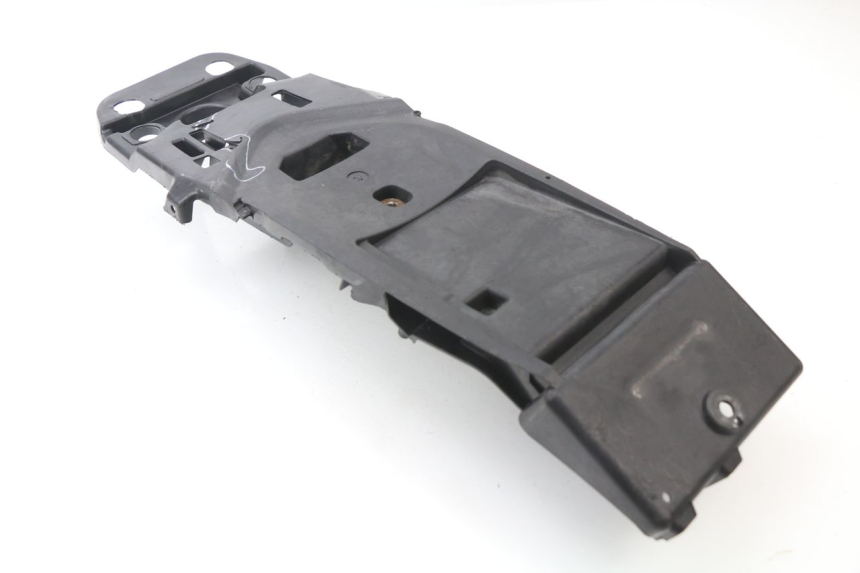 photo de PASSAGE ROUE ARRIERE SUZUKI GSX-R GSXR 600 (2008 - 2010) - Autre angle de vue