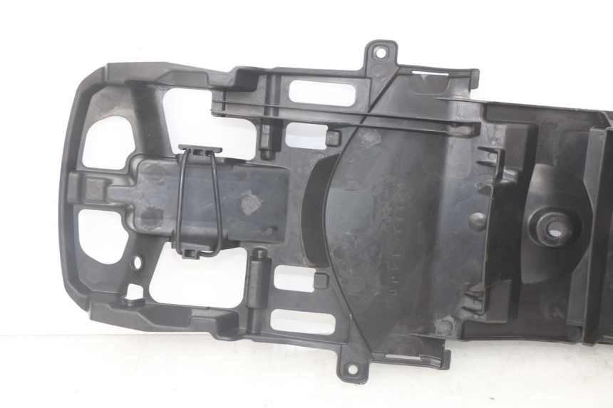 photo de PASSAGE ROUE ARRIERE SUZUKI GSX-R GSXR 750 (2011 - 2016) - Vue d’ensemble