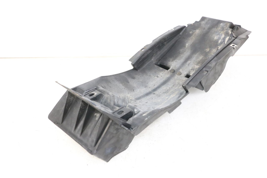 photo de PASSAGE ROUE ARRIERE HYOSUNG GTR 125 (2006 - 2008) - Zoom état d’usage