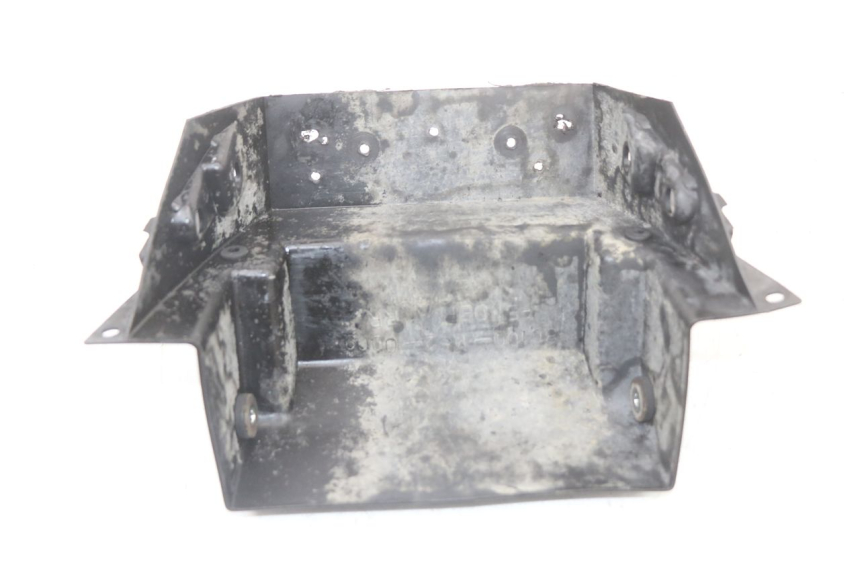 photo de PASSAGE ROUE ARRIERE HONDA CBR F 1000 (1993 - 1996) - Vue d’ensemble