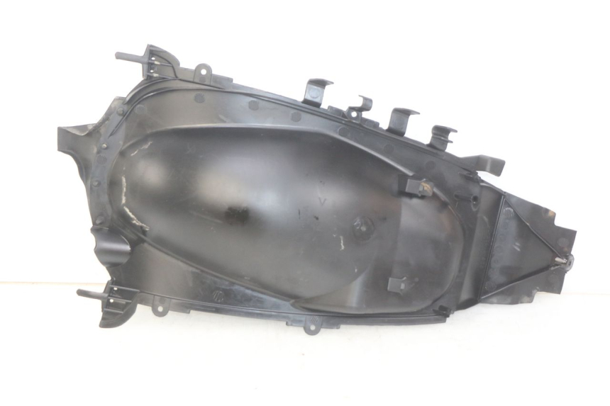 photo de PASSAGE ROUE ARRIERE YAMAHA HW XENTER 125 (2011 - 2017) - Autre angle de vue