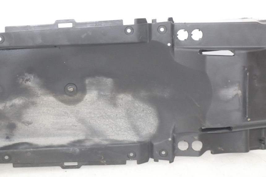 photo de PASSAGE ROUE ARRIERE HONDA INTEGRA NC D 750 (2016 - 2018) - Détails caractéristiques