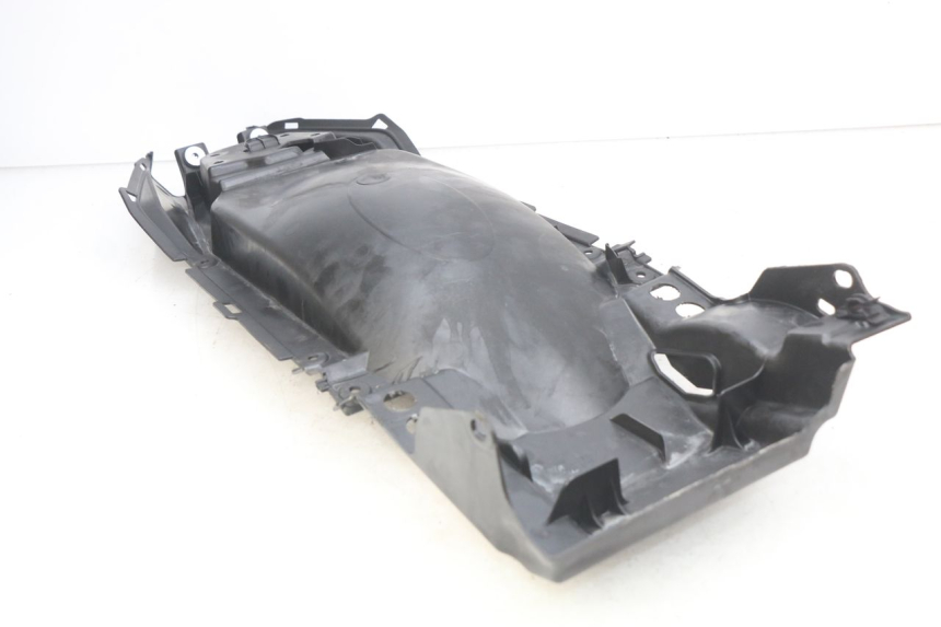 photo de PASSAGE ROUE ARRIERE HONDA INTEGRA NC D 750 (2016 - 2018) - Vue d’ensemble