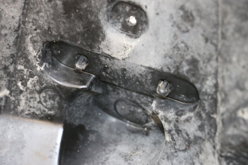 photo de PASSAGE ROUE ARRIERE PEUGEOT KISBEE 2T 50 (2010 - 2017) - Détail de la pièce