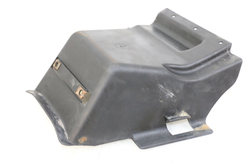 photo de PASSAGE ROUE ARRIERE KYMCO STRYKER OFF ROAD 125 (1999 - 2005) - Autre angle de vue