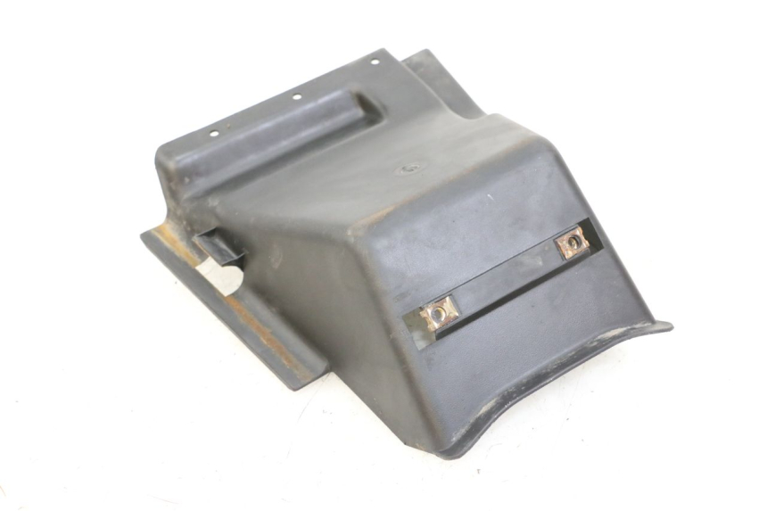 photo de PASSAGE ROUE ARRIERE KYMCO STRYKER OFF ROAD 125 (1999 - 2005) - Gros plan technique