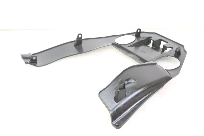 photo de PASSAGE ROUE ARRIERE KYMCO X-TOWN XTOWN 125 (2016 - 2021) - Autre angle de vue