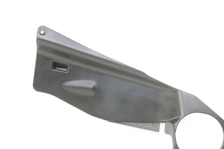 photo de PASSAGE ROUE ARRIERE KYMCO X-TOWN XTOWN 125 (2016 - 2021) - Points de fixation