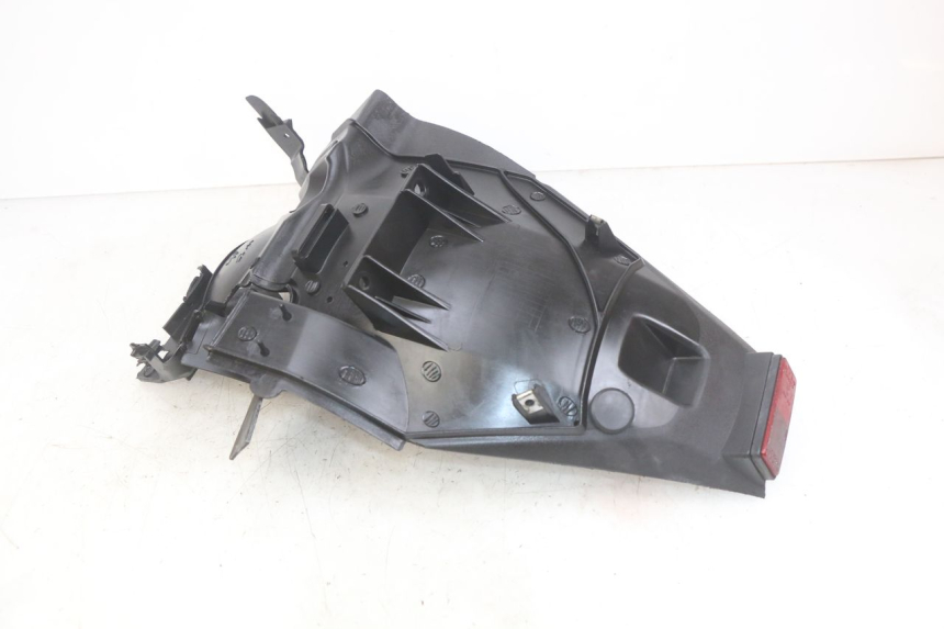 photo de PASSAGE ROUE ARRIERE SYM MIO 50 (2011 - 2017) - Vue principale