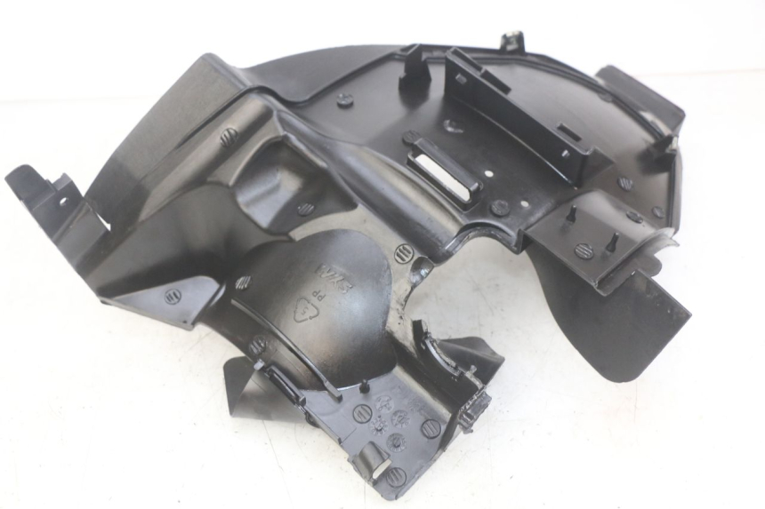 photo de PASSAGE ROUE ARRIERE SYM MIO 50 (2011 - 2017) - Autre angle de vue