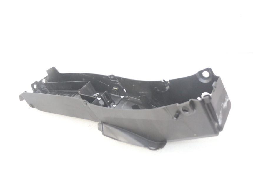 photo de PASSAGE ROUE ARRIERE YAMAHA MT-07 MT07 700 (2018 - 2020) - Gros plan technique