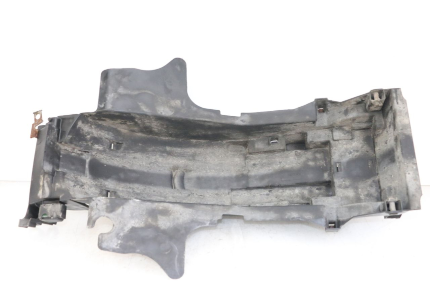 photo de PASSAGE ROUE ARRIERE HONDA NTV DEAUVILLE 650 (1998 - 2001) - Zoom état d’usage