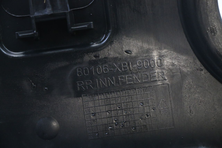 photo de PASSAGE ROUE ARRIERE SYM ORBIT III 3 4T 50 (2021 - 2025) - Gros plan technique