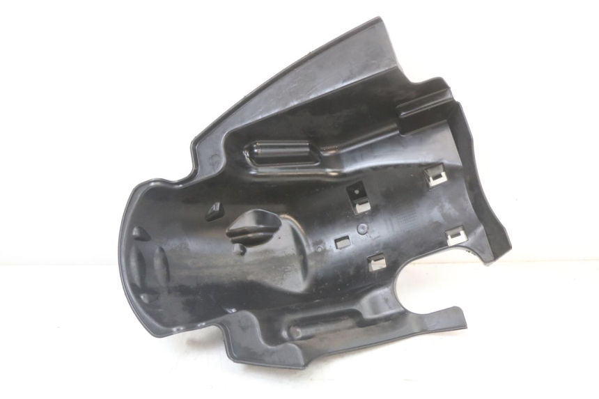 photo de PASSAGE ROUE ARRIERE PEUGEOT DJANGO 125 (2014 - 2017) - Points de fixation