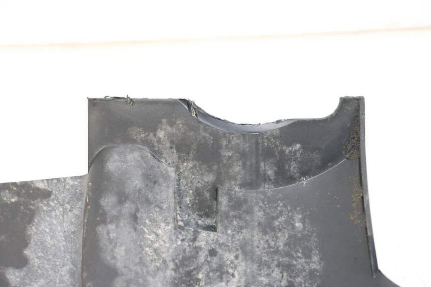 photo de PASSAGE ROUE ARRIERE PEUGEOT TKR TREKKER FURIOUS 50 (2005 - 2014) - Détail de la pièce