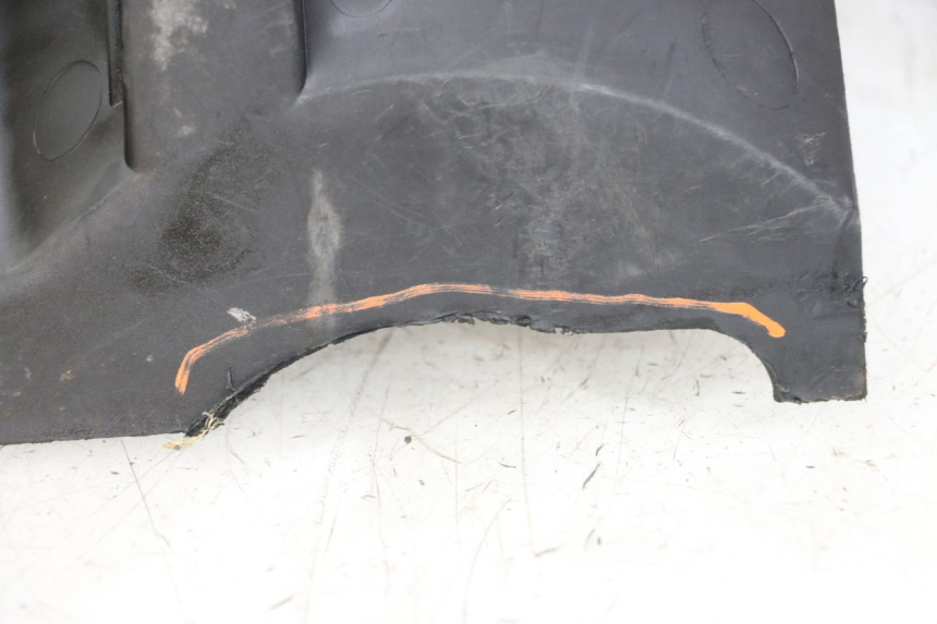 photo de PASSAGE ROUE ARRIERE PEUGEOT TKR TREKKER FURIOUS 50 (2005 - 2014) - Gros plan technique