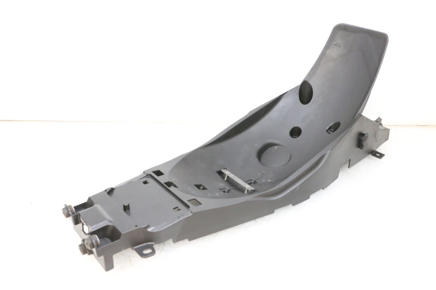 photo de PASSAGE ROUE ARRIERE BMW R GS 1250 (2021 - 2024) - Détail de la pièce