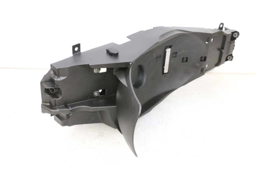 photo de PASSAGE ROUE ARRIERE BMW R GS 1250 (2021 - 2024) - Gros plan technique