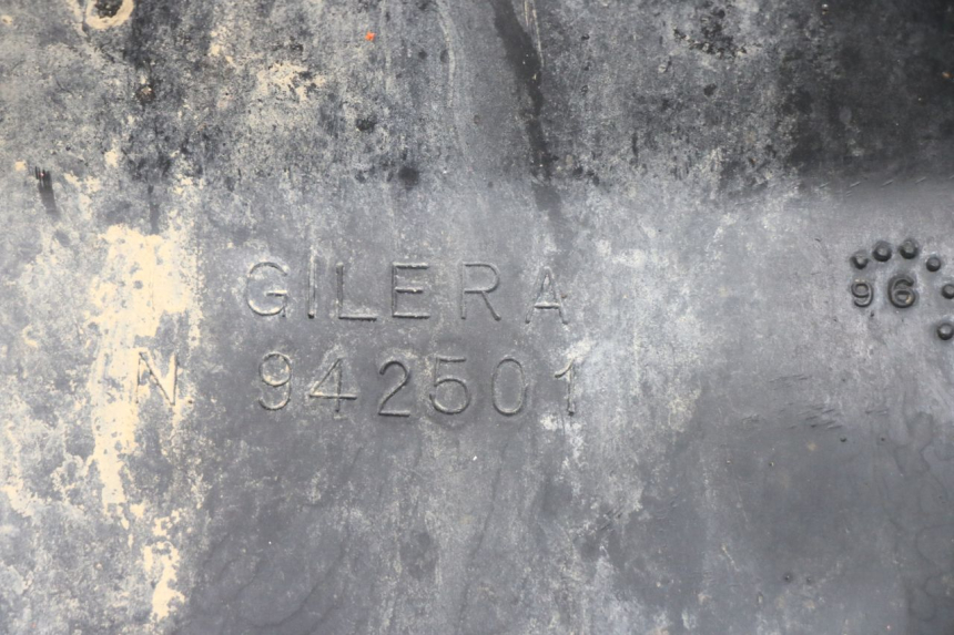 photo de PASSAGE ROUE ARRIERE GILERA RK 50 (1996 - 1999) - Détail de la pièce