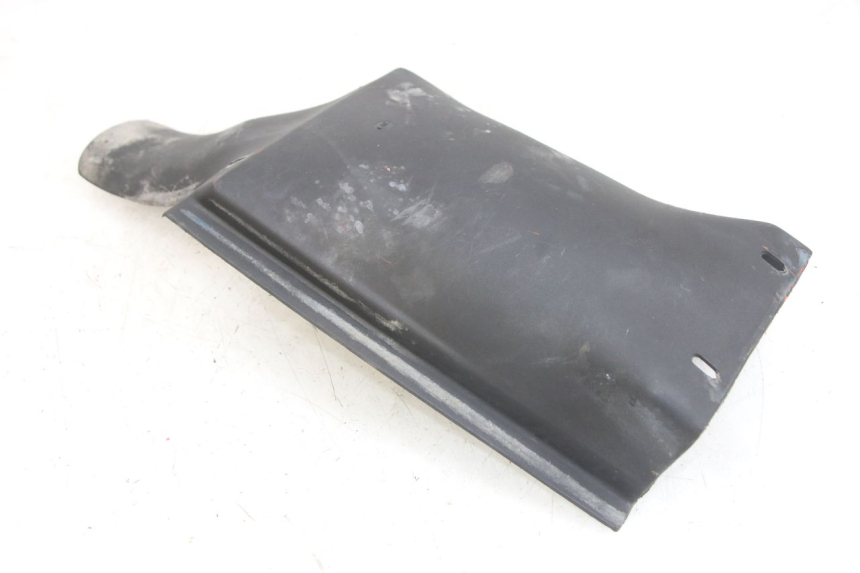 photo de PASSAGE ROUE ARRIERE GILERA RK 50 (1996 - 1999) - Gros plan technique