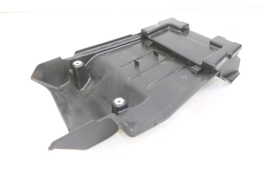 photo de PASSAGE ROUE ARRIERE ROYAL ENFIELD HYMALAYAN 410 (2016 - 2023) - Détail de la pièce