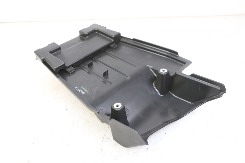 photo de PASSAGE ROUE ARRIERE ROYAL ENFIELD SCRAM 411 (2022 - 2024) - Détail de la pièce