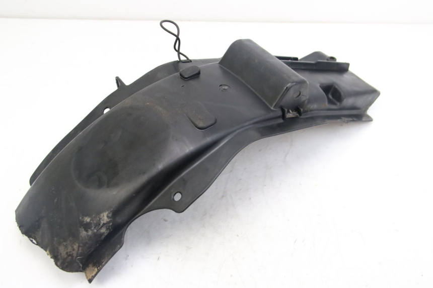 photo de PASSAGE ROUE ARRIERE HYOSUNG RT KARION 125 (2003 - 2007) - Zoom état d’usage