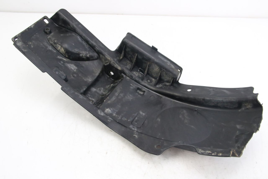 photo de PASSAGE ROUE ARRIERE HYOSUNG RT KARION 125 (2003 - 2007) - Vue d’ensemble