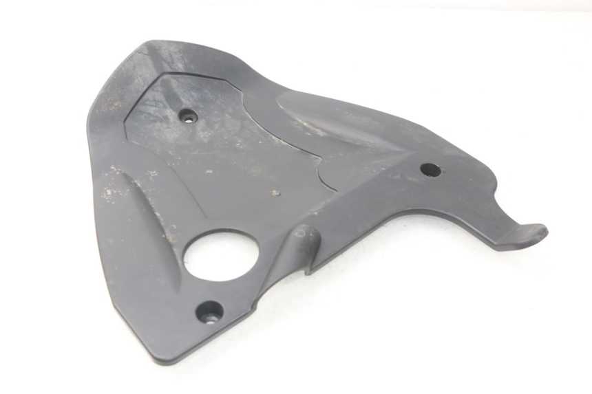 photo de PASSAGE ROUE ARRIERE DAELIM S4 50 (2010 - 2015) - Détail de la pièce