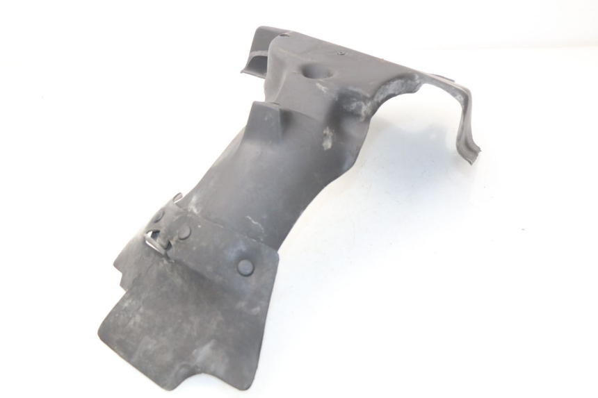 photo de PASSAGE ROUE ARRIERE APRILIA SCARABEO GT 125 (1999 - 2007) - Zoom état d’usage