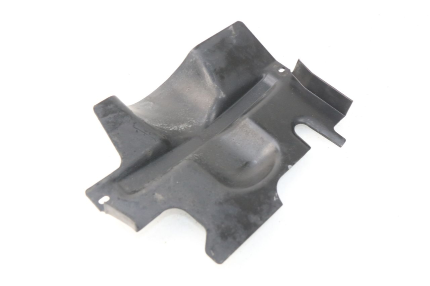 photo de PASSAGE ROUE ARRIERE TRIUMPH SPRINT ST ABS 1050 (2005 - 2007) - Vue principale